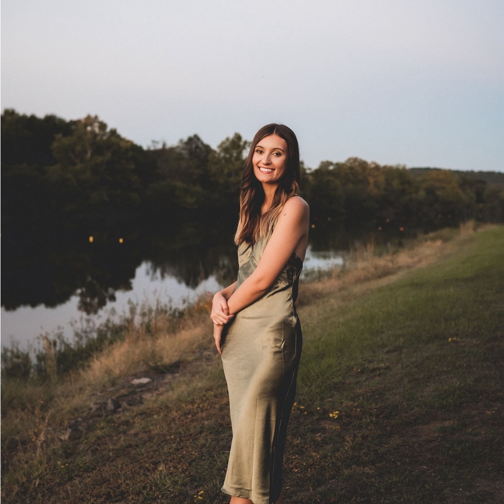 So cute worn once for photos size 6 fits VERY small